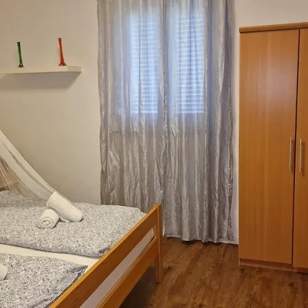 Guest house Grozdanic Sveti Vid-Miholjice