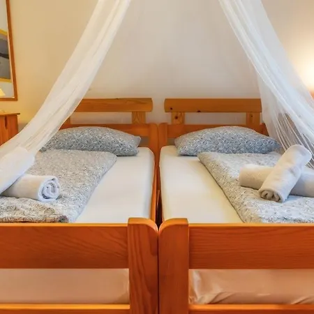 Guest house Grozdanic Sveti Vid-Miholjice