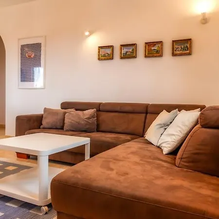 Guest house Grozdanic Sveti Vid-Miholjice